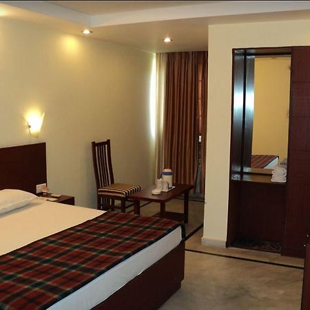 Bhiwadi Hotel Swagat Palace المظهر الخارجي الصورة